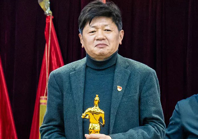 �������h���������h�����K�н��O�ի@һ���؄e�ġ�С���ˡ�