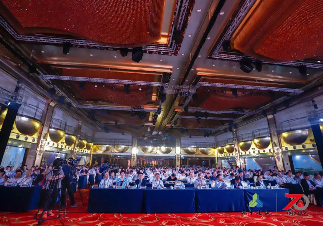 ��Խ�_���ԣ���˾���ۄ� �\�h���l(f��)չ���¡���e�У�